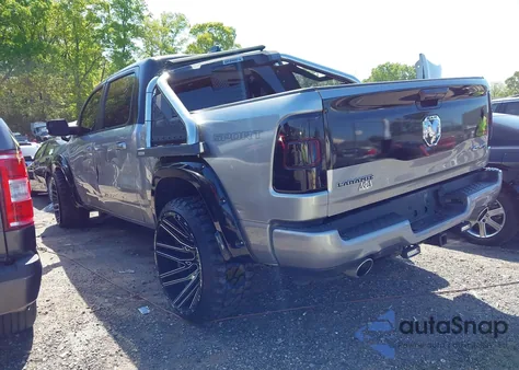 2021 Ram 1500 Laramie 4X4 5'7 Box из США, поврежденный, VIN 1C6SRFJT3MN764080